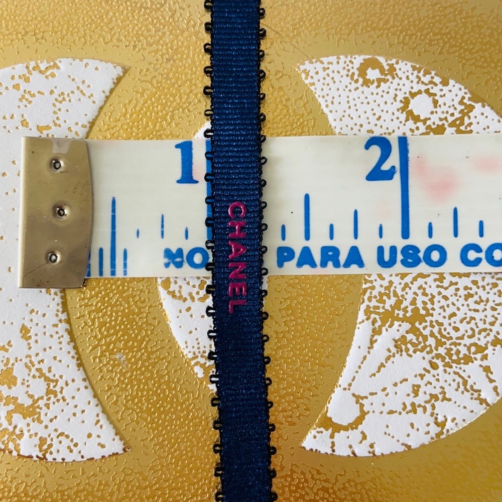CHANEL Blue Color With Pink Embossed Lettering. - Picture 9 of 9